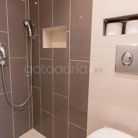 Modern Duplex Tommy * Makarska