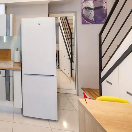 Modern Loft Duplex Tommy For 4 In