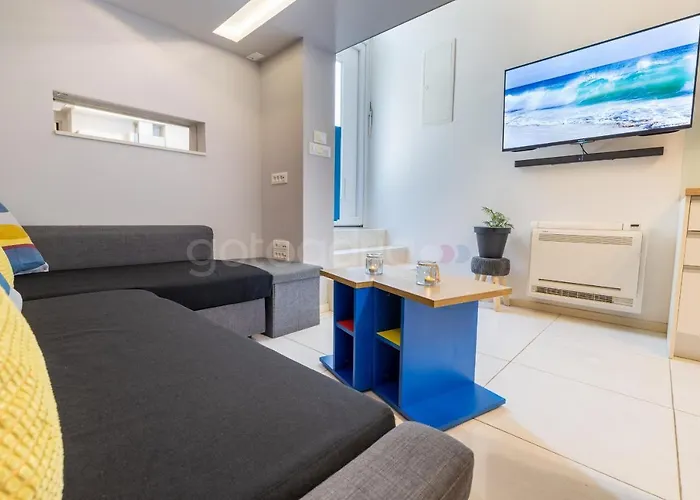 Modern Duplex Tommy Apartament