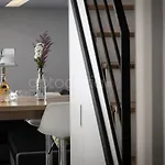 Modern Duplex Tommy * ماكارسكا